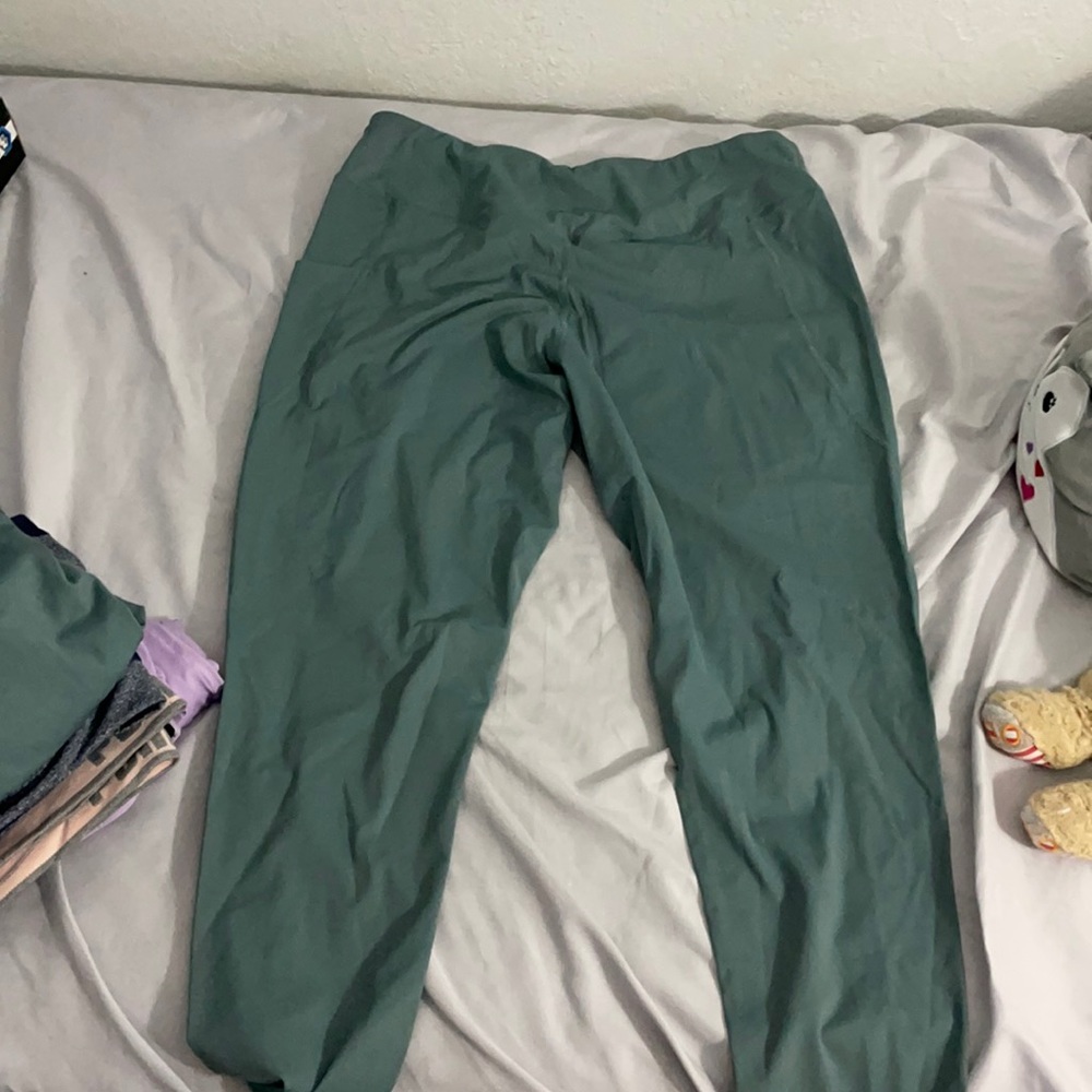 Active leggings